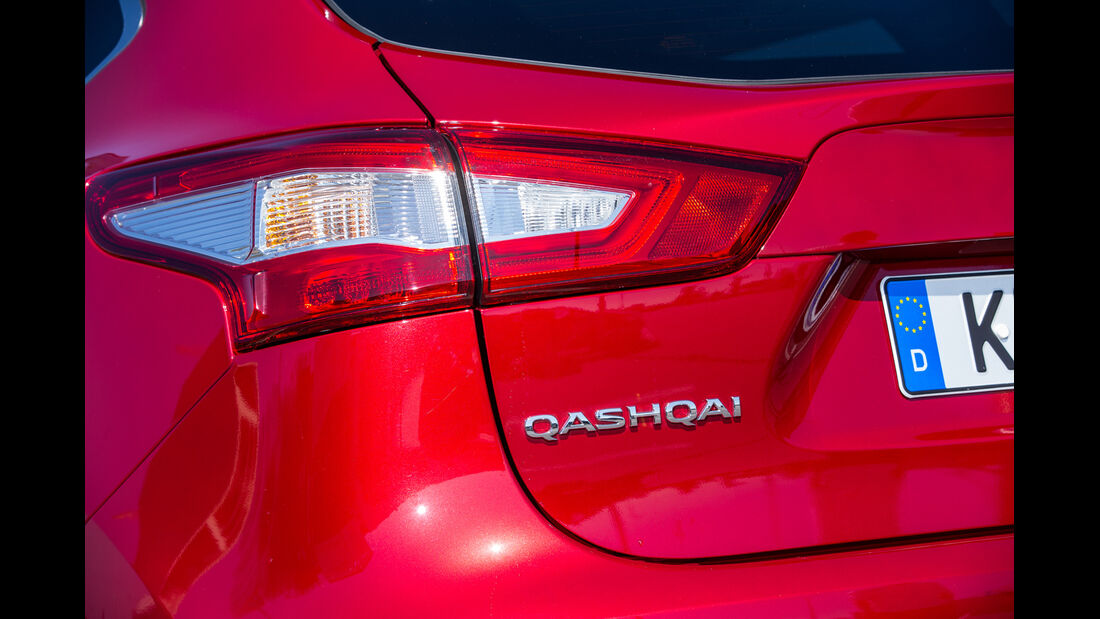 Nissan Qashqai, Typenbezeichnung