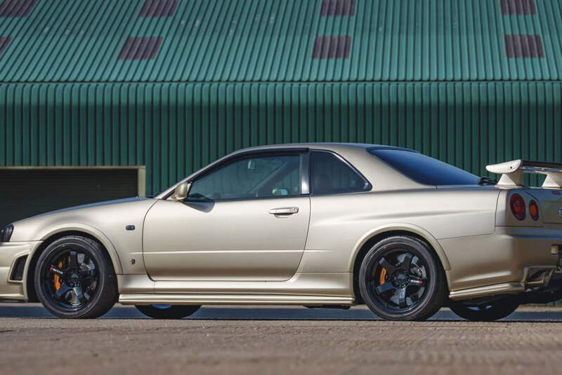 Nissan Skyline GT-R M-Spec (2001)