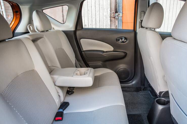 Nissan Versa