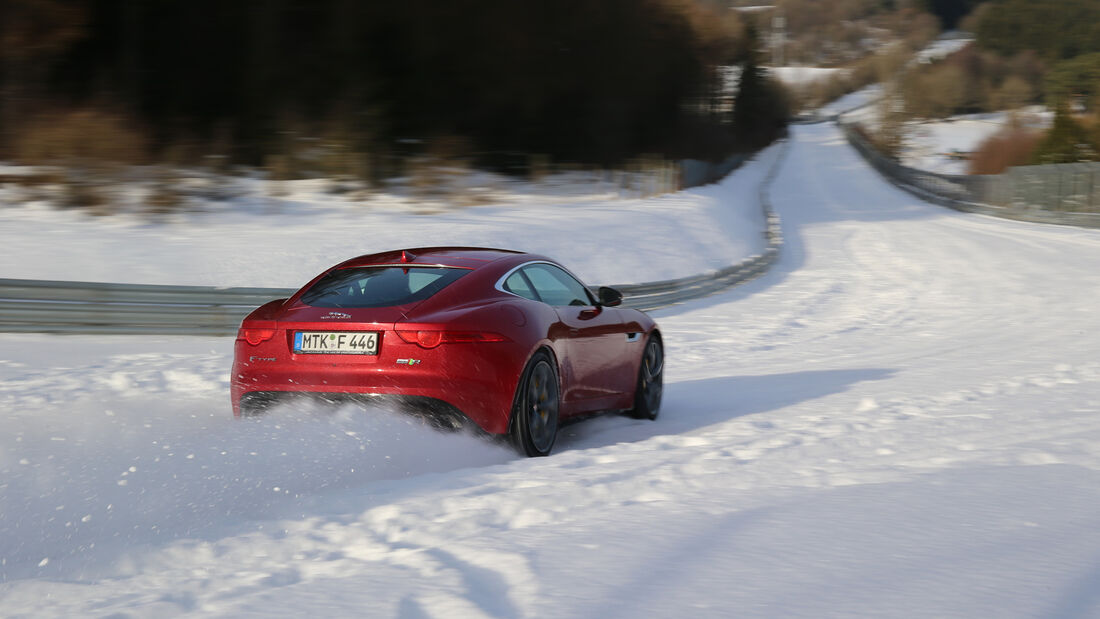 Nordschleife im Schnee, Impression Jaguar F-Type R AWD Coupé