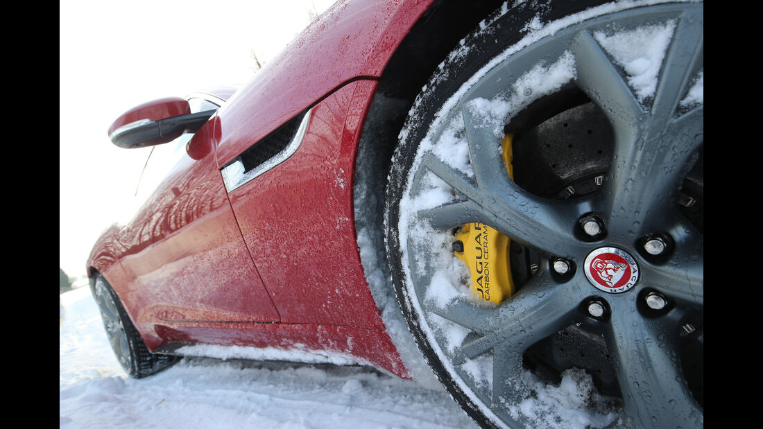 Nordschleife im Schnee, Impression Jaguar F-Type R AWD Coupé