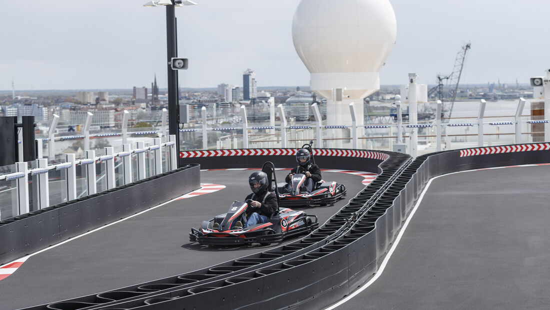 Norwegian Joy Kartbahn