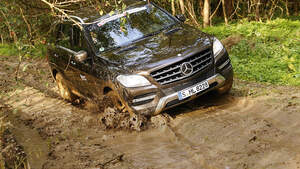 Offroad-Challenge, Mercedes, Gelände