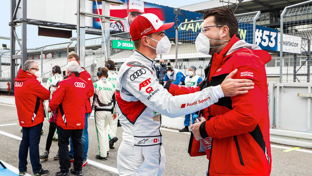Oliver Hoffmann, Entwicklungsvorstand Audi, DTM-Pilot Nico Müller