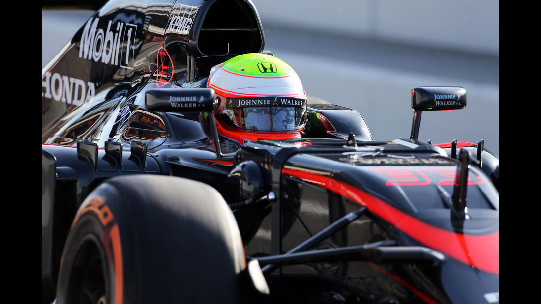 Oliver Turvey - McLaren - Barcelona-Test - 12. Mai 2015 
