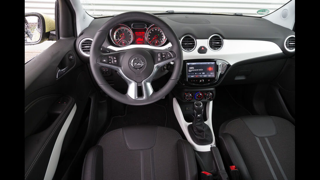 Opel Adam 1.0 DI Turbo, Cockpit