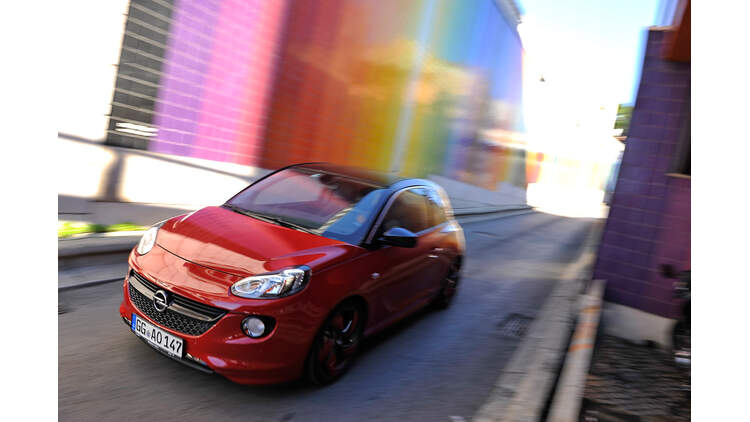 Opel Adam Im Fahrbericht Eva Kann Adam Erschaffen Wie Sie Will Auto Motor Und Sport