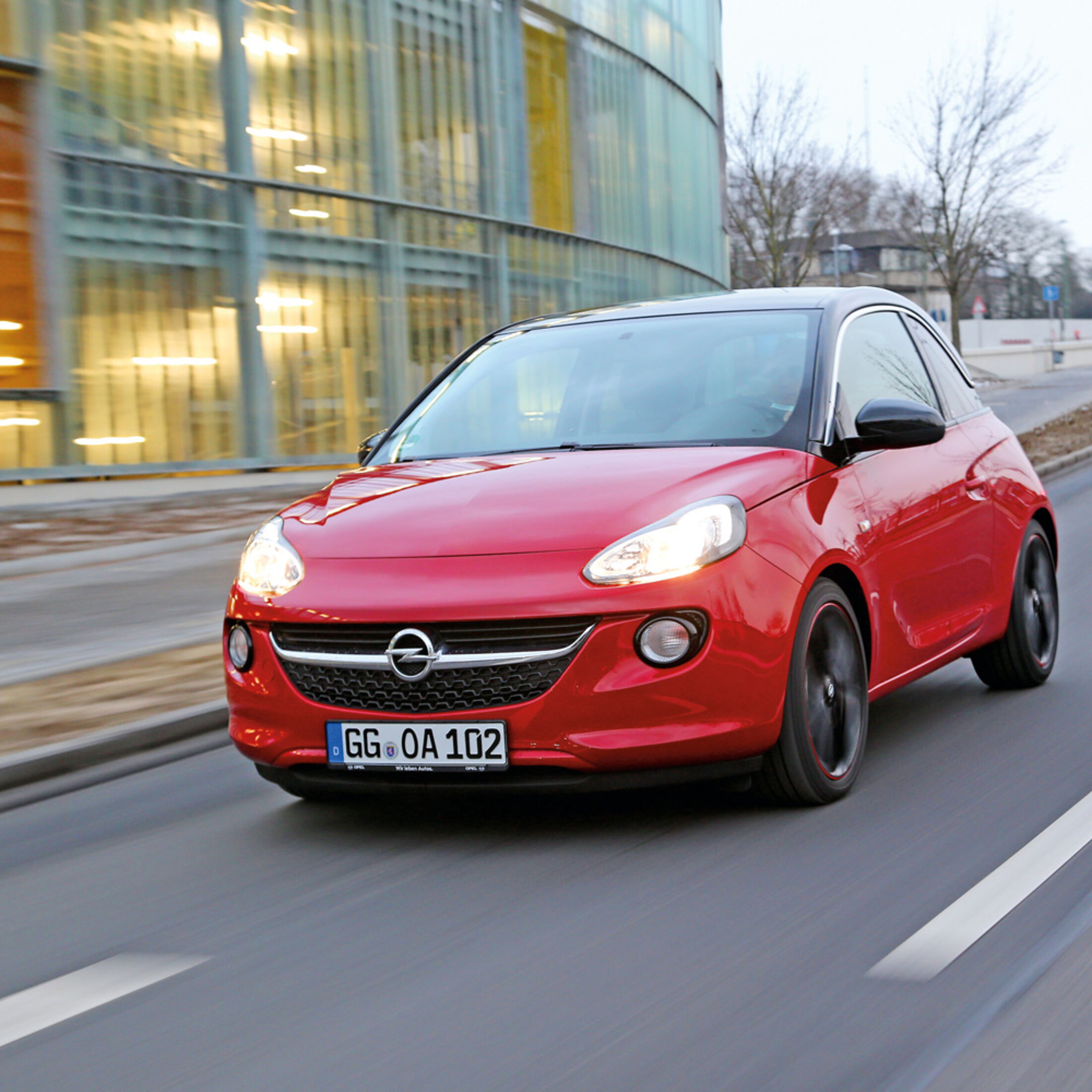 Opel Adam Infotainment: Günstig navigieren mit Smartphone und App