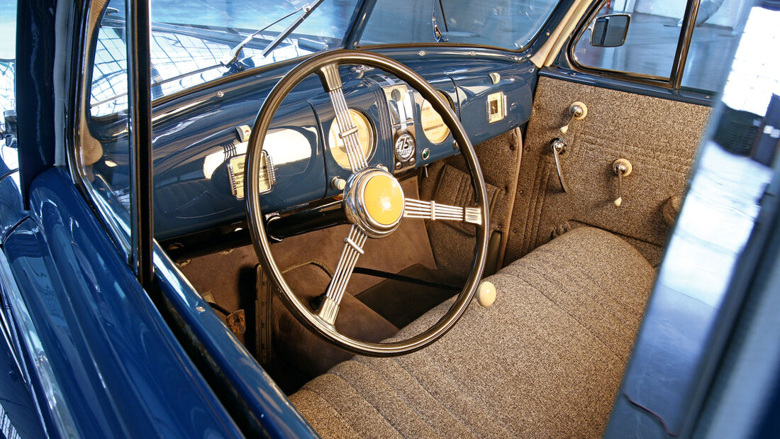 Opel Admiral, Innenraum