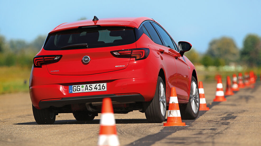 Opel Astra 1.0 Turbo, Heckansicht