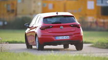 Opel Astra 1.0 Turbo, Heckansicht