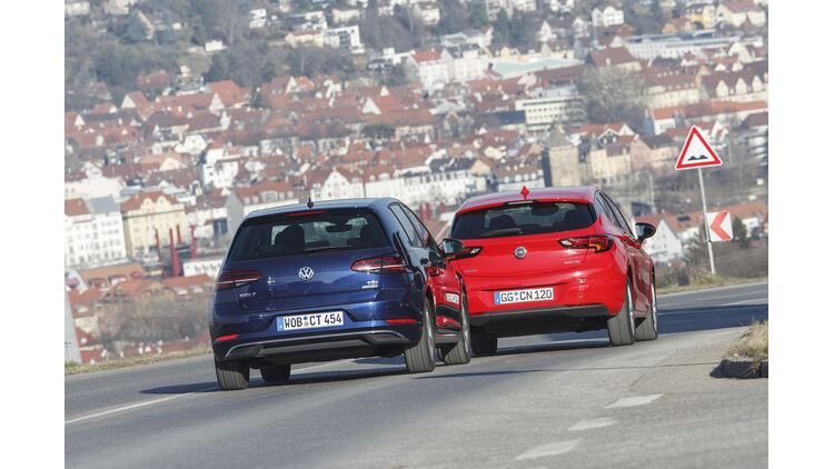 Opel Astra 1 4 Cng Und Vw Golf 1 4 Tgi Im Test Auto Motor Und Sport