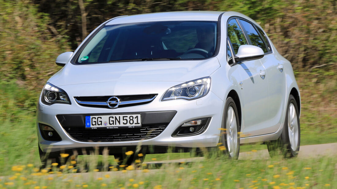 Opel Astra 1.6 CDTI EcoFLEX, Frontansicht