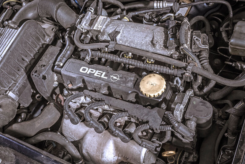 Opel Astra 1.6, Motor