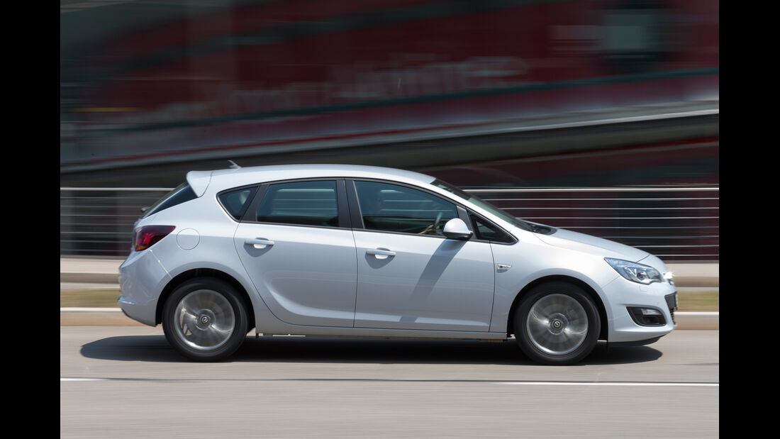 Opel Astra 1.6 SIDI Turbo, Seitenansicht