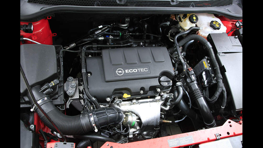 Opel Astra Motor Geht Während Der Fahrt Aus Neuer Opel Astra: 100.000 Opel Astra-Bestellungen aus Europa | AUTO