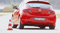 Opel Astra 2.0 CDTi Biturbo, Heckansicht