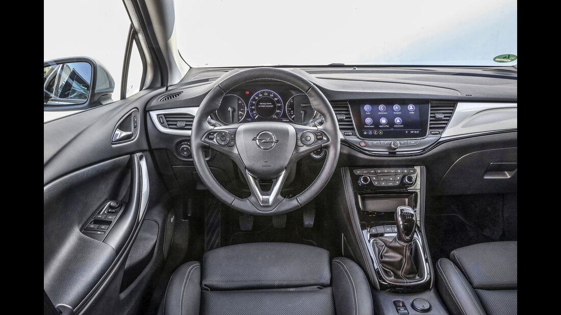 Opel Astra Facelift, Interieur