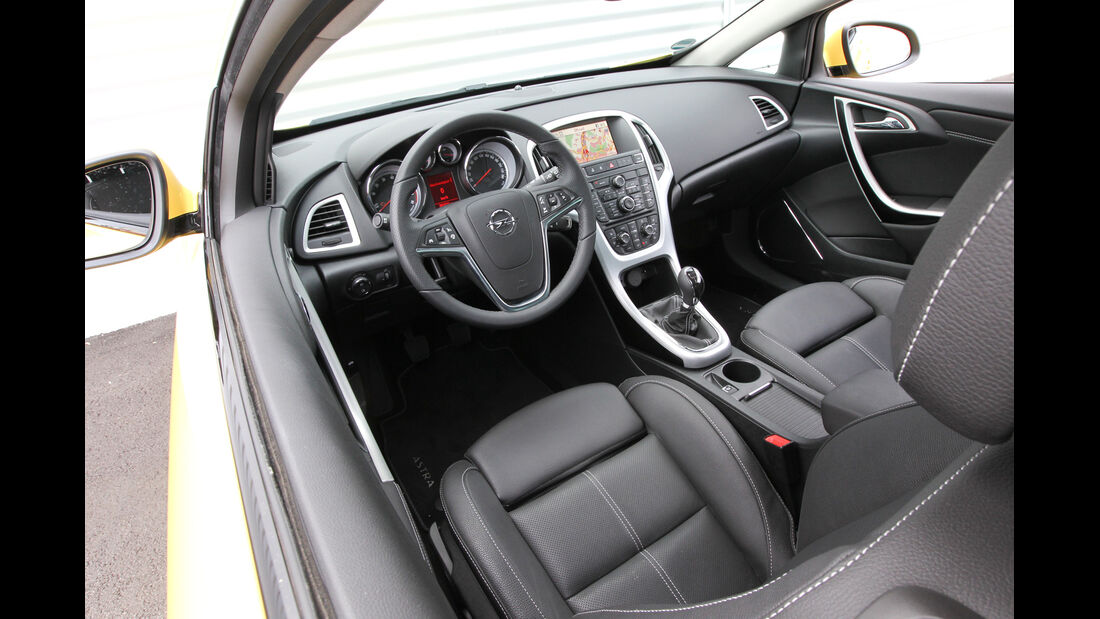 Opel Astra GTC 1.4 Turbo, Cockpit, Lenkrad