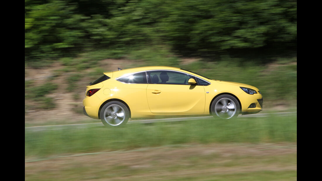 Opel Astra GTC 1.4 Turbo, Seitenansicht