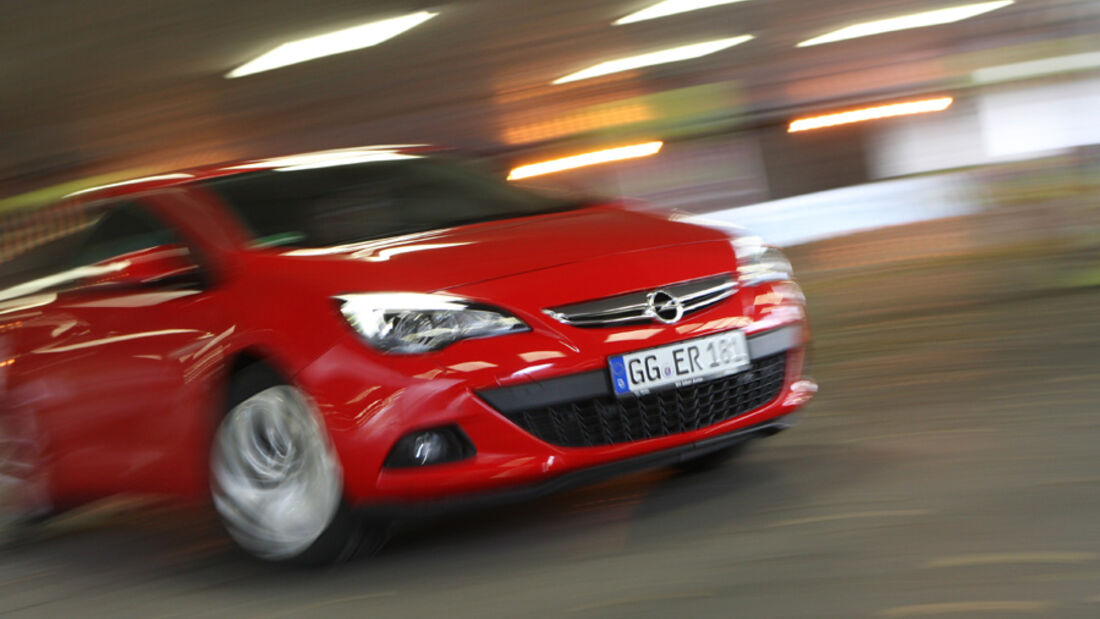 Opel Astra GTC 2.0 CDTi