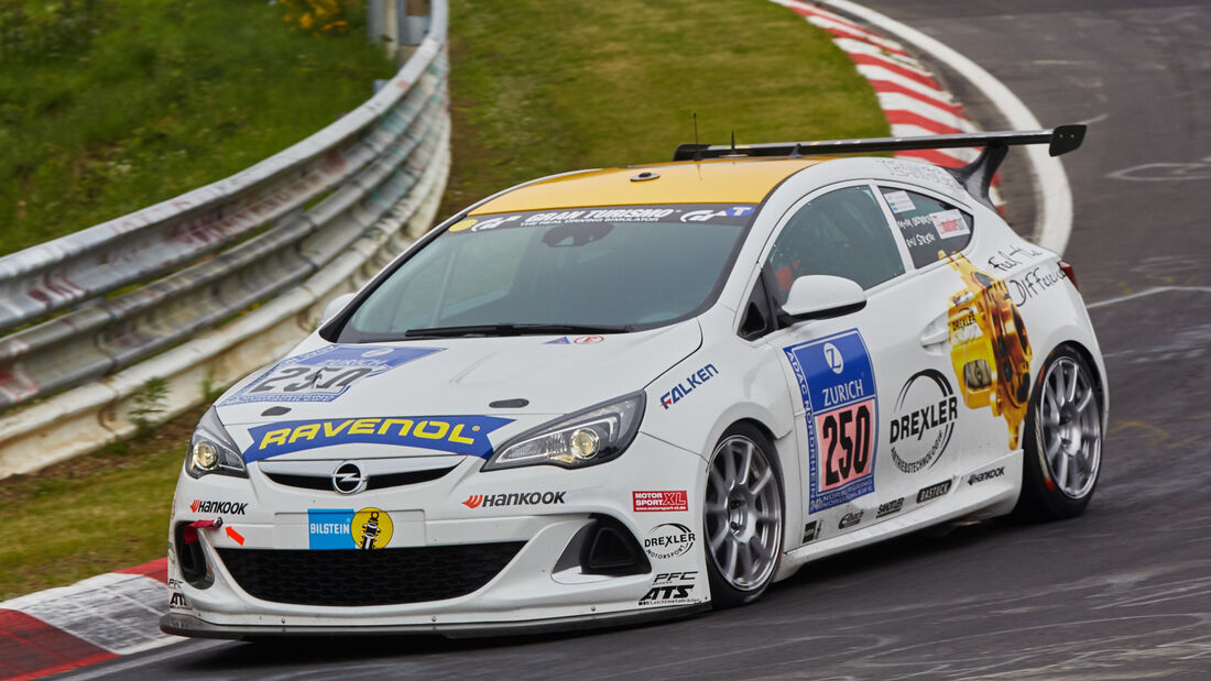 Opel Astra OPC Cup - Team Schirmer - Startnummer: #250 - Bewerber/Fahrer: Volker Strycek, Markus Oestreich, Moritz Oestreich, Robin Strycek - Klasse: Cup 1