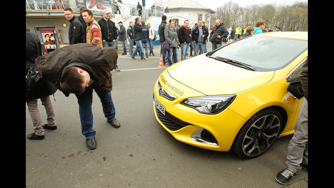 Opel Astra OPC, Motorhaube, Frontpartie