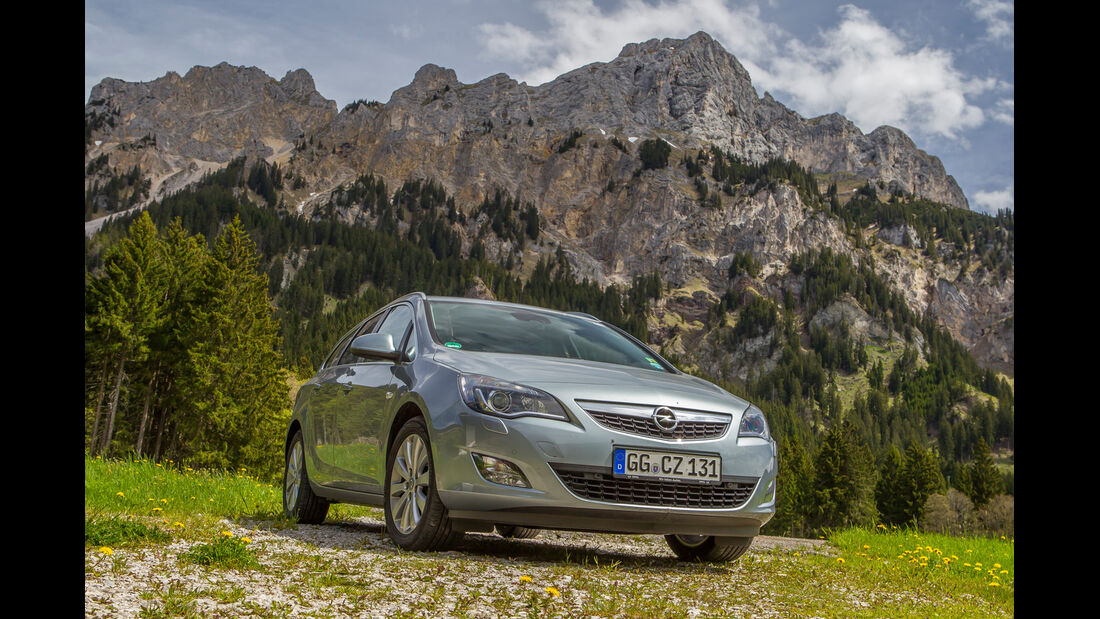Opel Astra Sports Tourer 2.0 CDTi, Berglandschaft