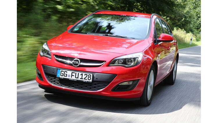 Opel Astra 2 0 Cdti Sports Tourer Im Fahrbericht Familienkombi Mit Schubreserve Auto Motor Und Sport