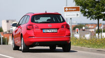 Opel Astra Sports Tourer 2.0 CDTi ecoflex Edition, Heckansicht