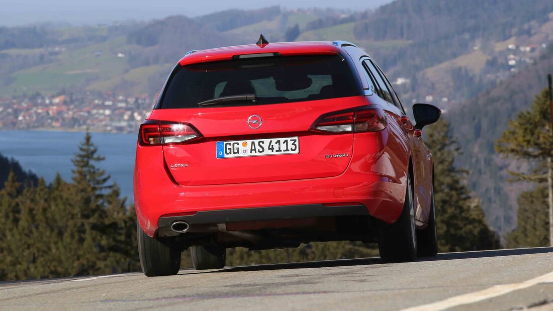 Opel Astra Sports Tourer 2016