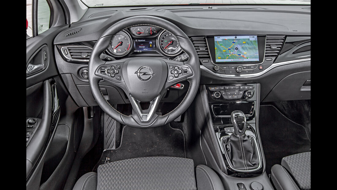Opel Astra Sports Tourer, Cockpit