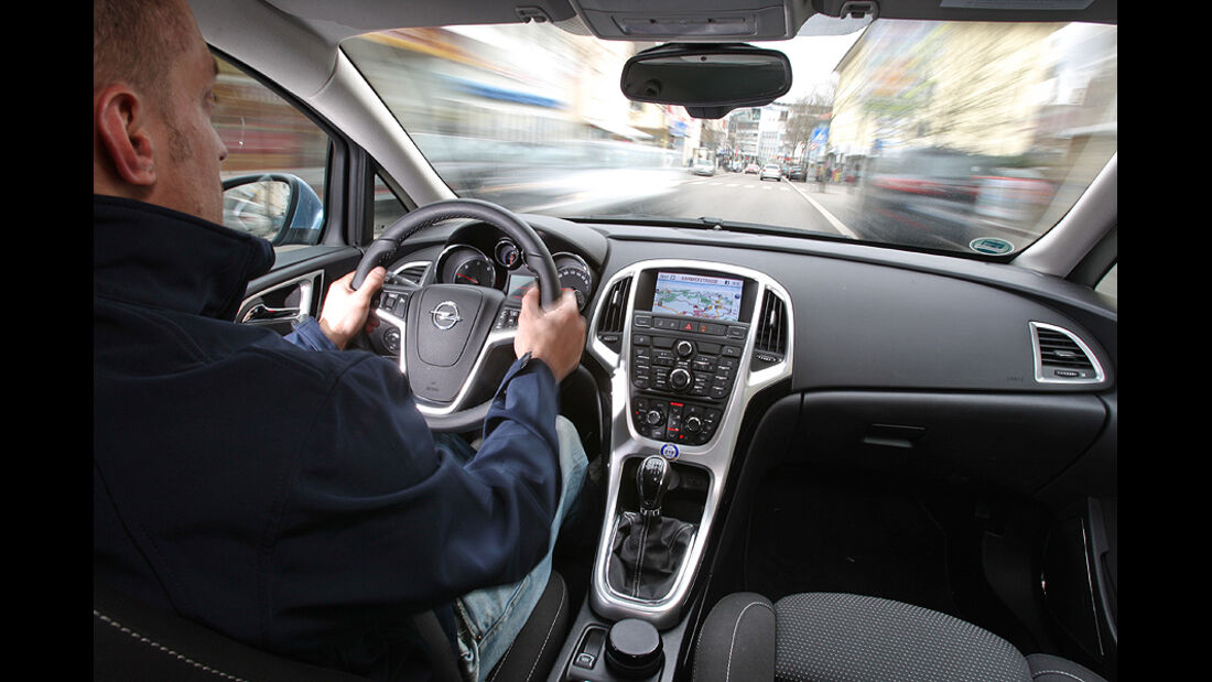 Opel Astra Sports Tourer Cockpit
