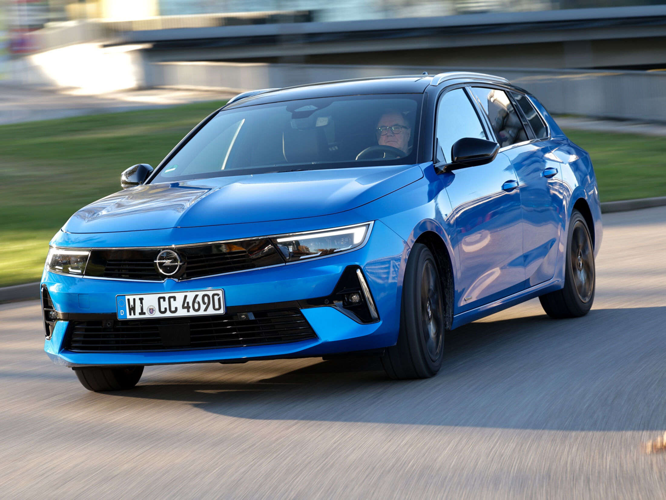 Opel Astra Sports Tourer im Test: Praktisches Auto für jedermann