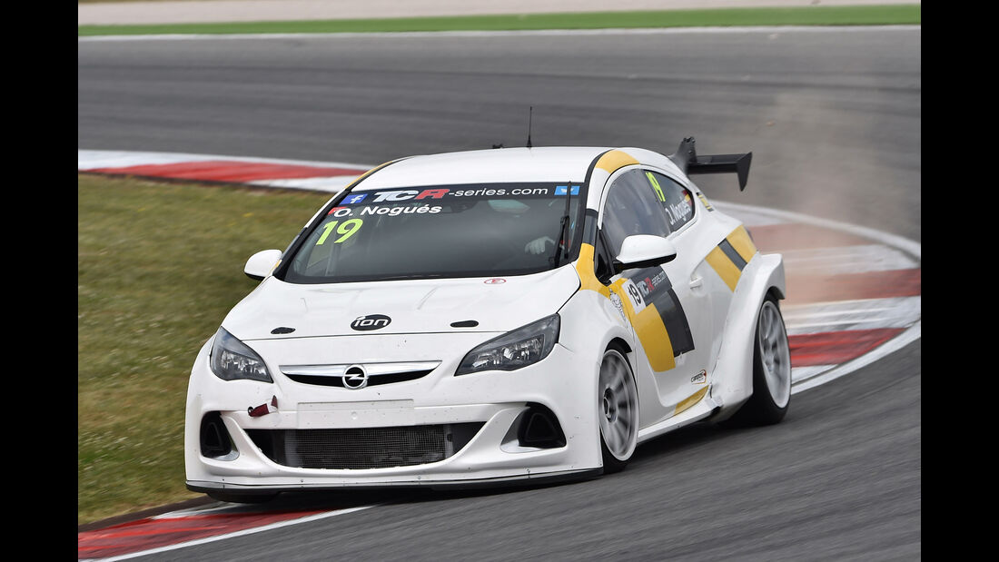 Opel Astra TCR - 2015