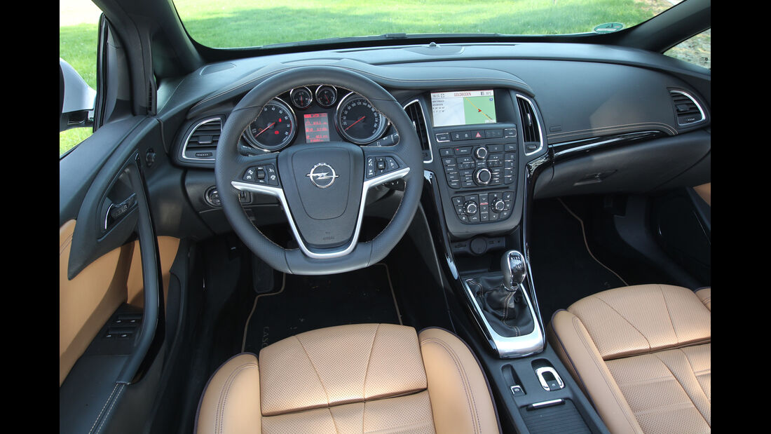 Opel Cascada 1.6 SIDI Turbo, Cockpit, Lenkrad