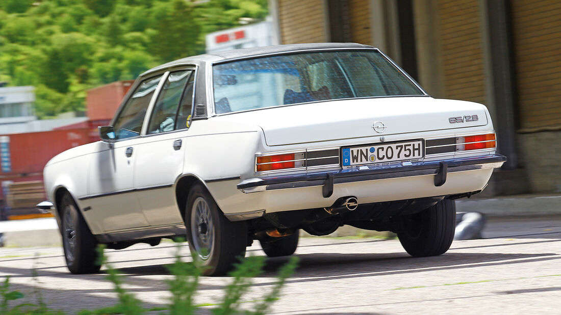 Opel Commodore B, Heckansicht