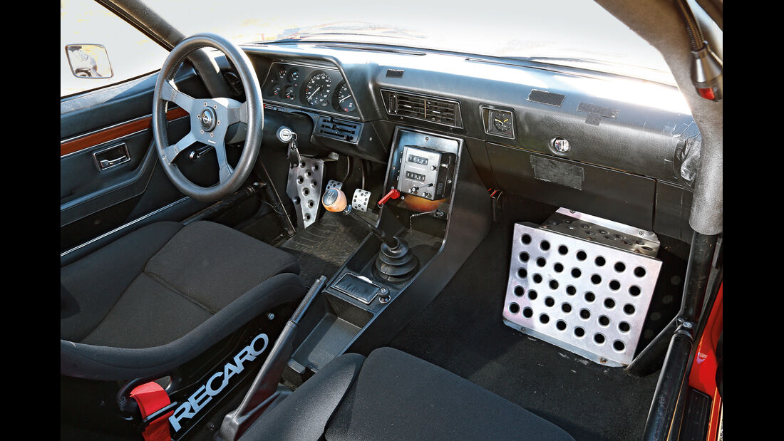 Opel Commodore GS, Cockpit, Lenkrad