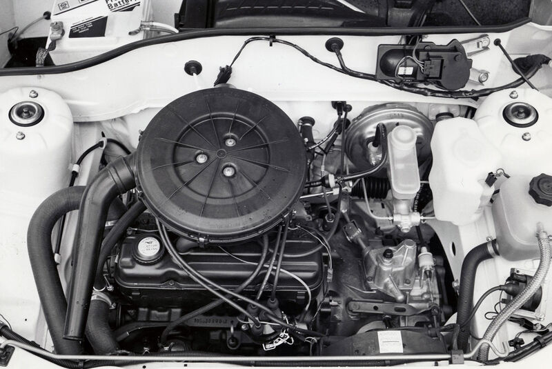 Opel Corsa A 1.1 Motor (1982)