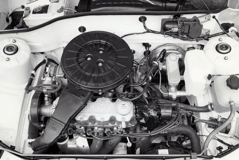 Opel Corsa A 1.2 Motor (1982)