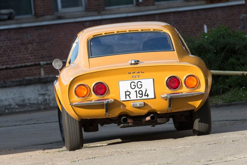 Opel GT 1900, Heckansicht