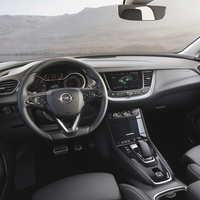 Opel Grandland X Hybrid 4