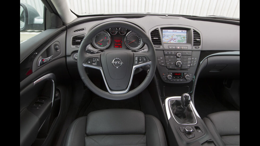 Opel Insignia Sports Tourer, Cockpit
