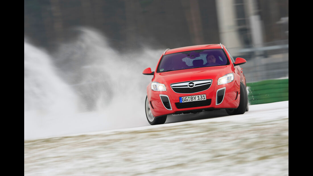 Opel Insignia Sports Tourer OPC, Frontansicht, Driften