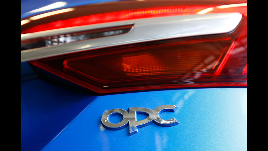 Opel Insignia Sports Tourer OPC, Typenbezeichnung