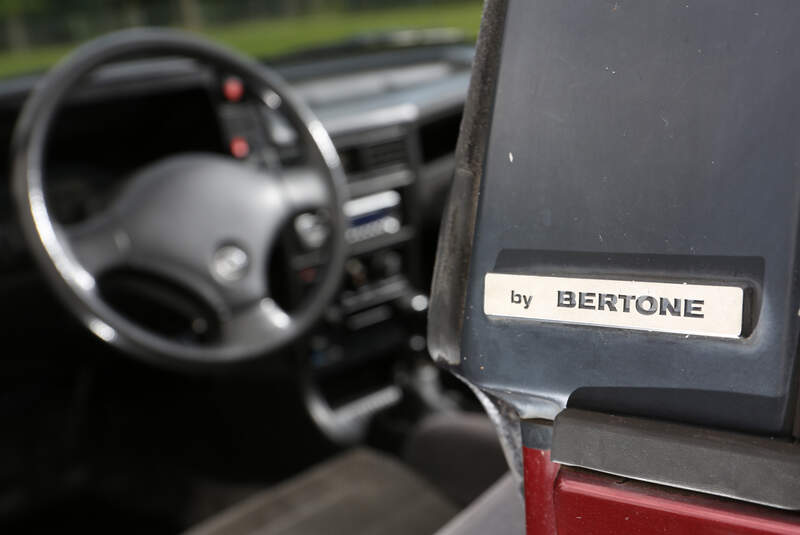 Opel Kadett E 2.0 GSi Cabriolet, Cockpit