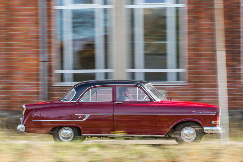 Opel Kapitän, Modell 1956, Seitenansicht