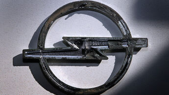 Opel Logo frostig