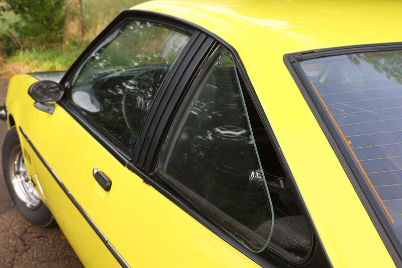 Opel Manta B 1.9 GT/E (1975 bis 1977) Restaurierung