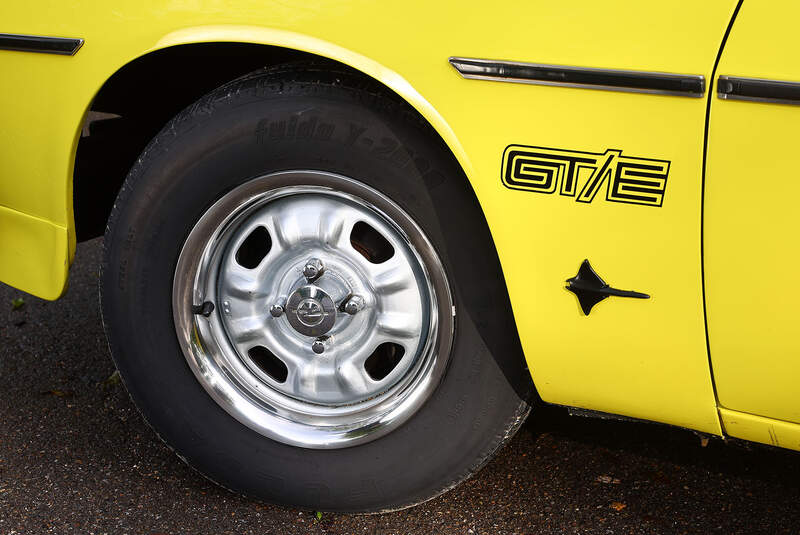 Opel Manta B 1.9 GT/E (1975 bis 1977) Restaurierung